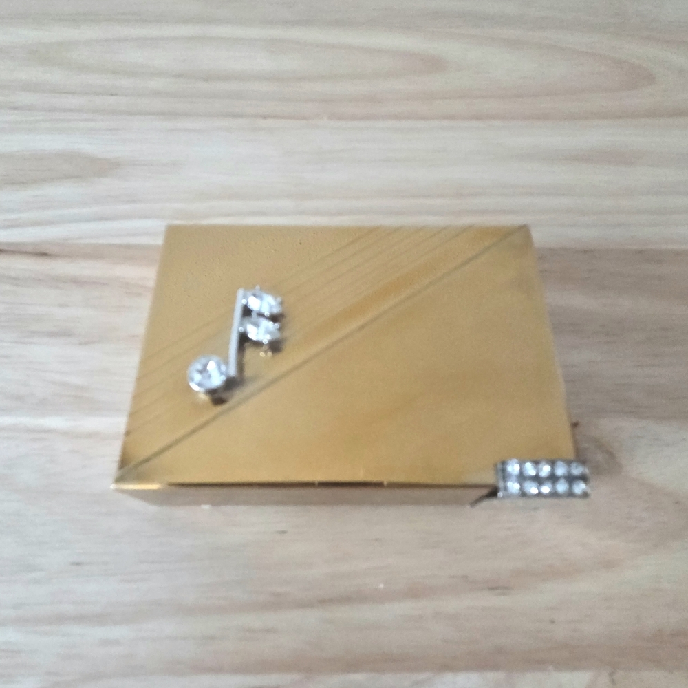 Vintage Volupte Musical Lip-Lock Compact - Picture 2 of 10